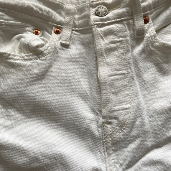 Wedgie Straight Leg Levi White jeans - Picture 7 of 8